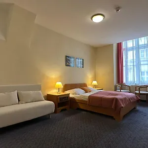 Very Apartments, 5 Min To Center, No Reception Отель