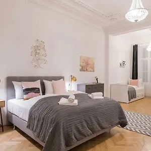  Apartment Palais Schottentor